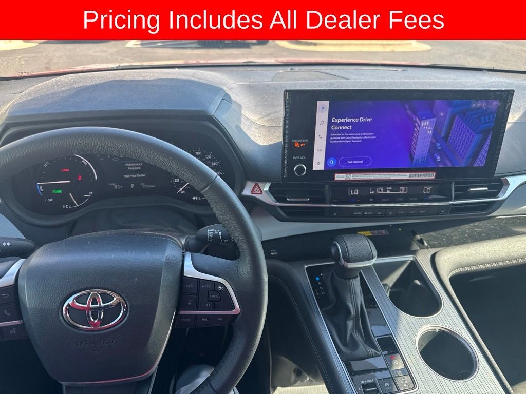 2025 Toyota Sienna XLE 8 Passenger
