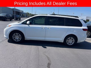 2017 Toyota Sienna XLE 8 Passenger