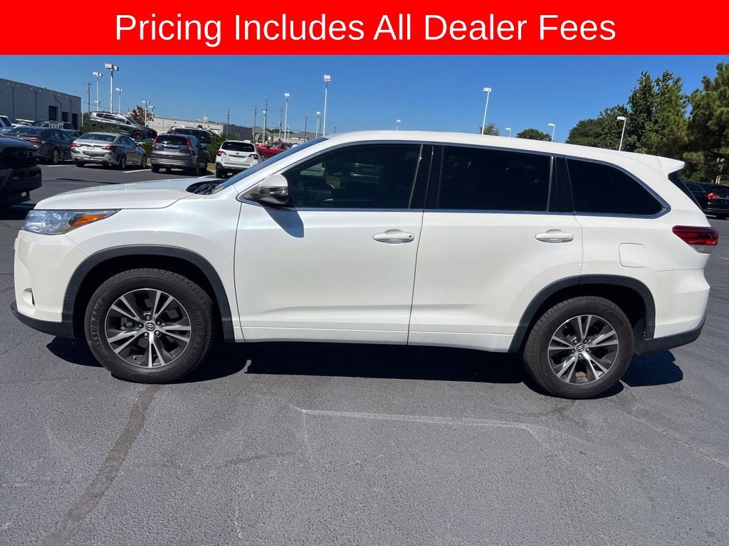 2017 Toyota Highlander LE