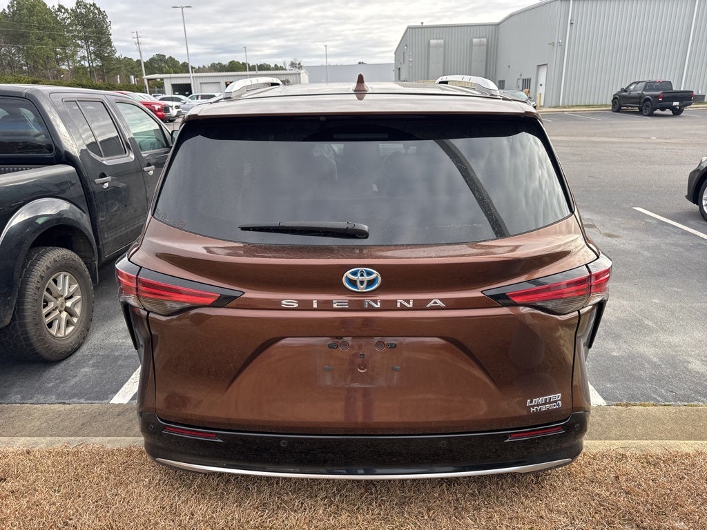 2024 Toyota Sienna Limited 7 Passenger