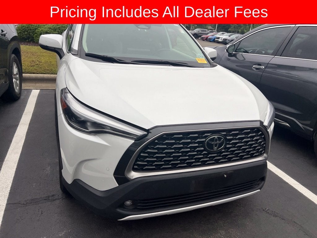 2024 Toyota Corolla Cross XLE