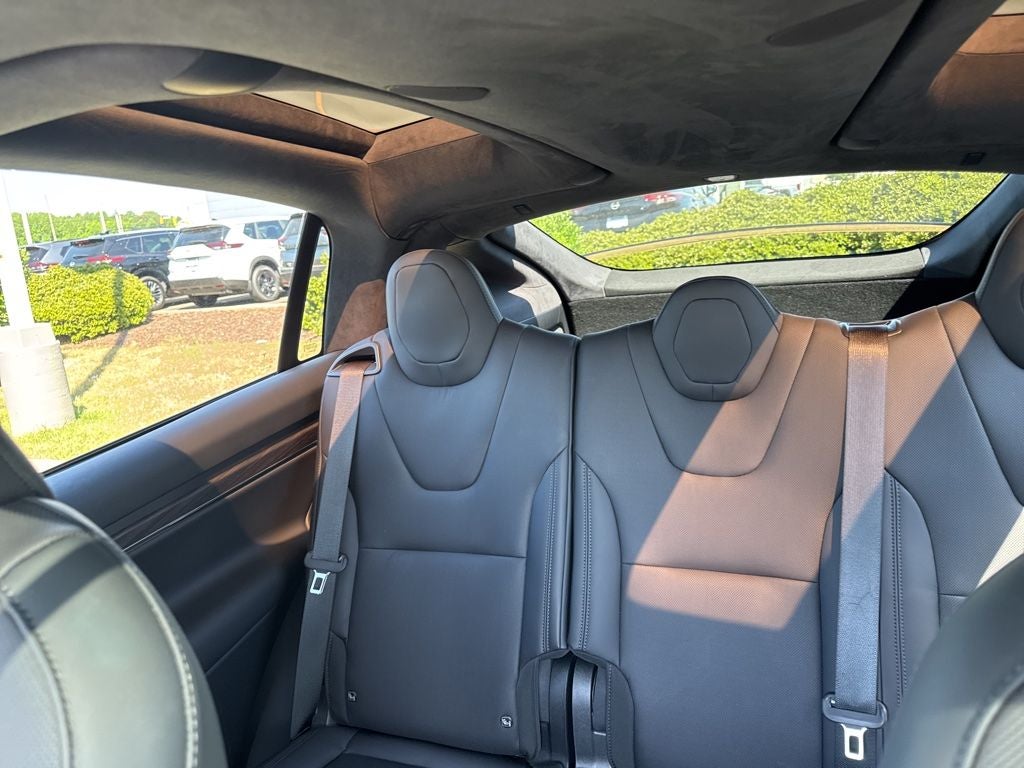 2023 Tesla Model X Standard Range