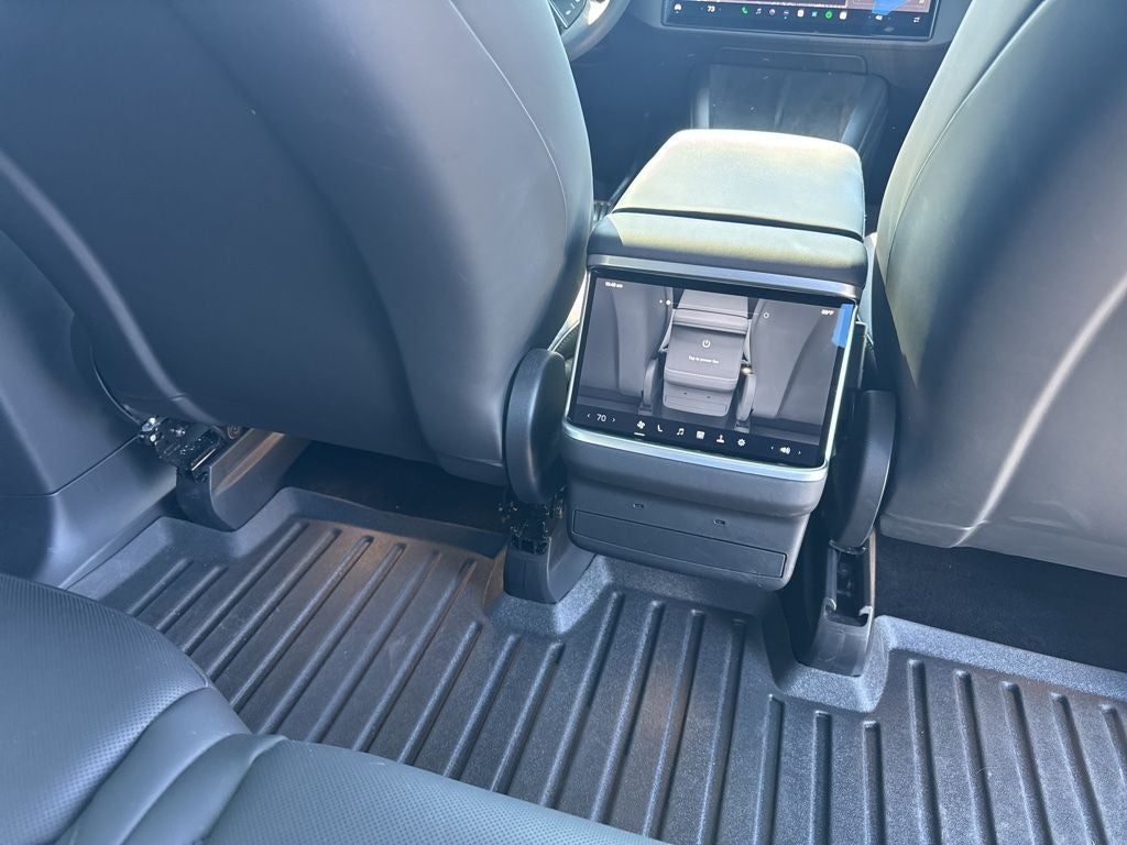 2023 Tesla Model X Standard Range