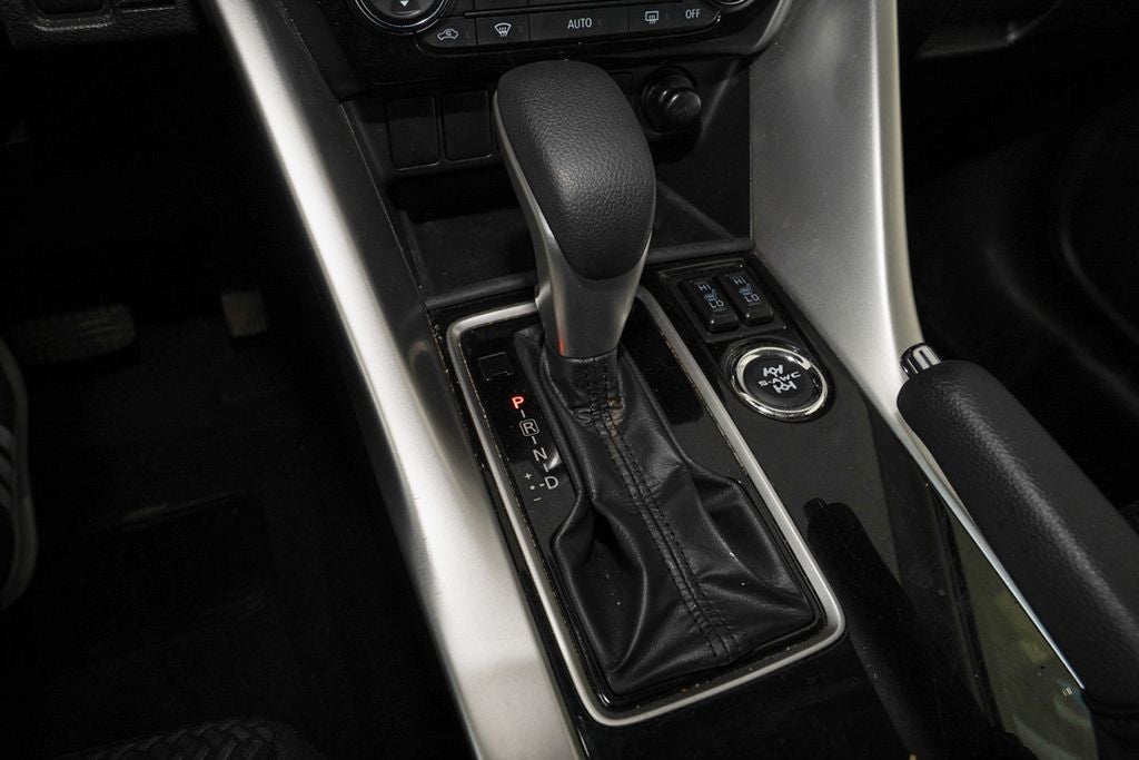 2024 Mitsubishi Eclipse Cross LE