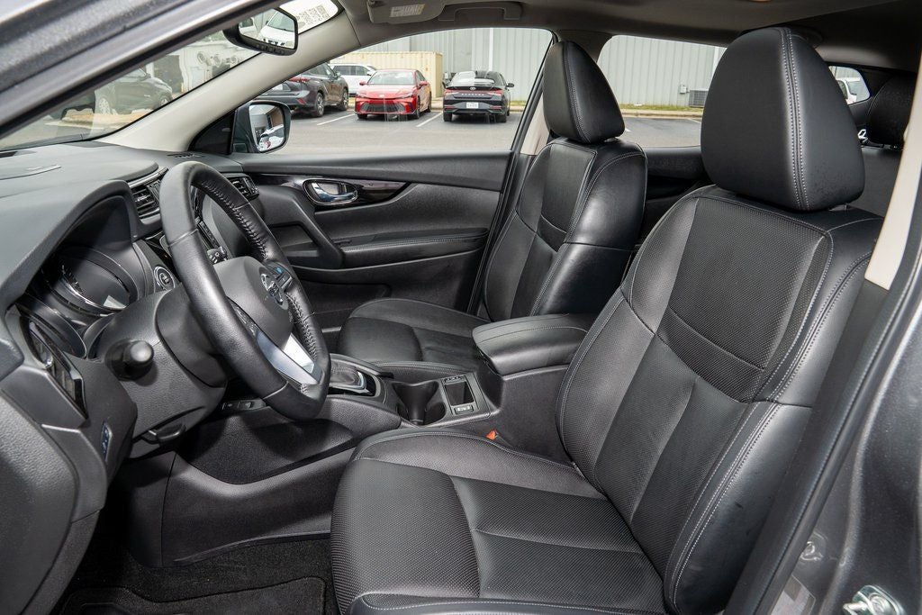 2022 Nissan Rogue Sport SL