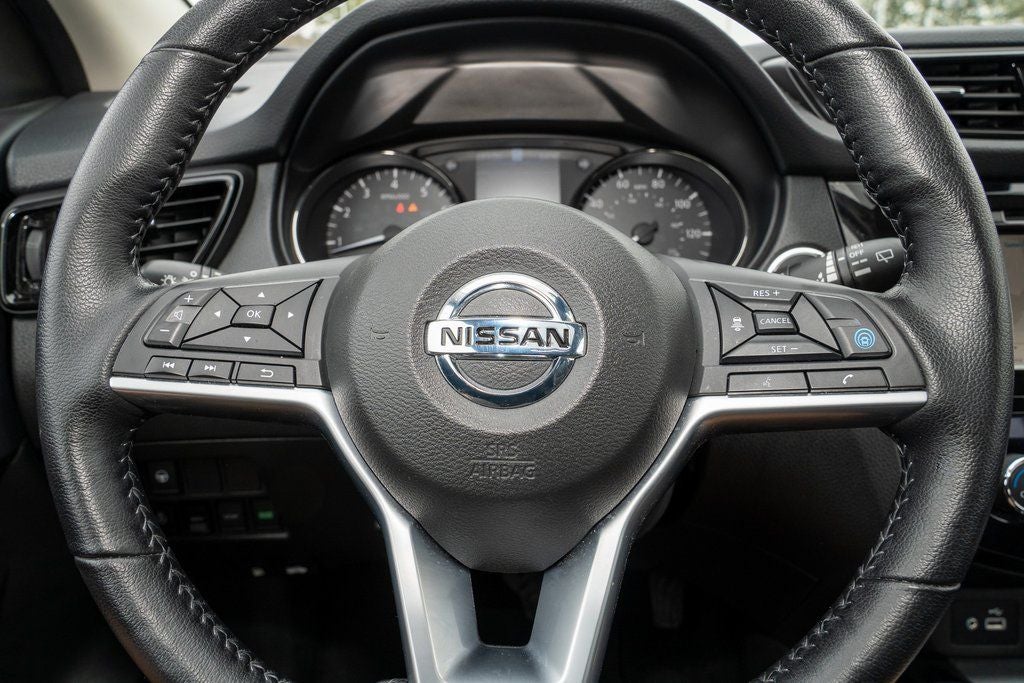 2022 Nissan Rogue Sport SL