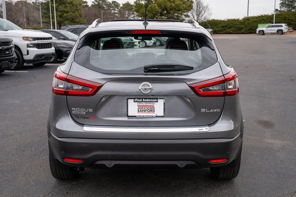 2022 Nissan Rogue Sport SL