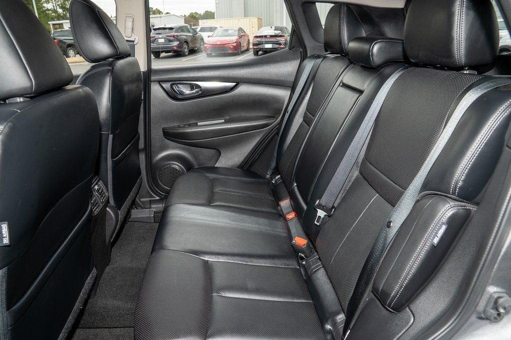 2022 Nissan Rogue Sport SL