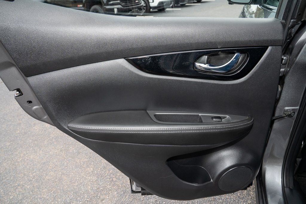 2022 Nissan Rogue Sport SL