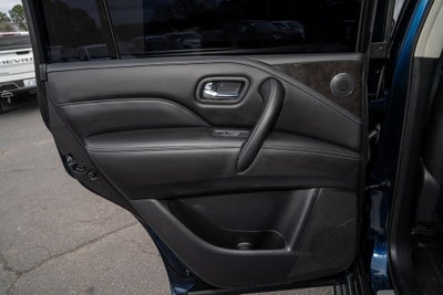 2022 INFINITI QX80 LUXE