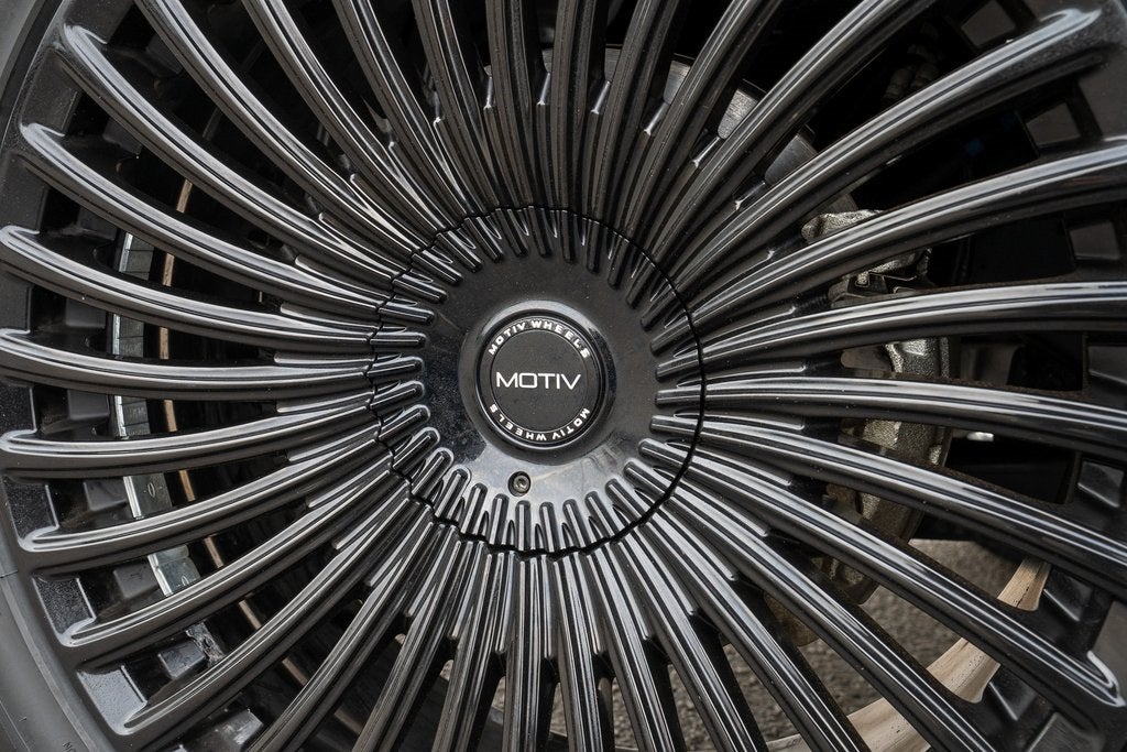 2022 INFINITI QX80 LUXE