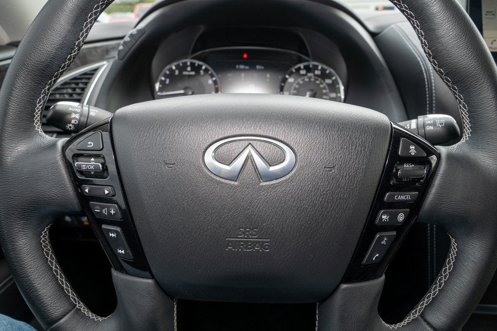 2022 INFINITI QX80 LUXE