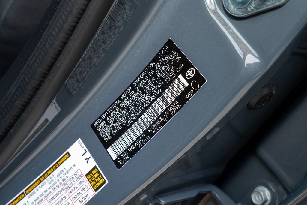 2024 Toyota Prius XLE