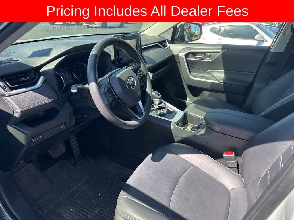 2022 Toyota RAV4 Hybrid XLE Premium