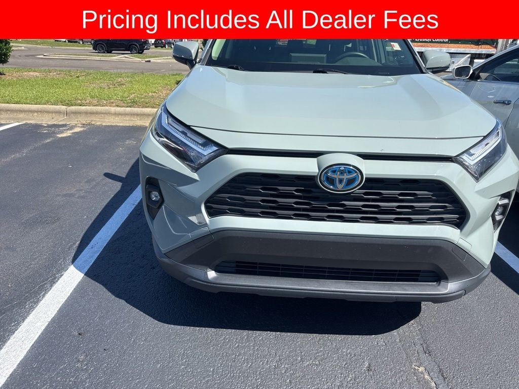 2022 Toyota RAV4 Hybrid XLE Premium