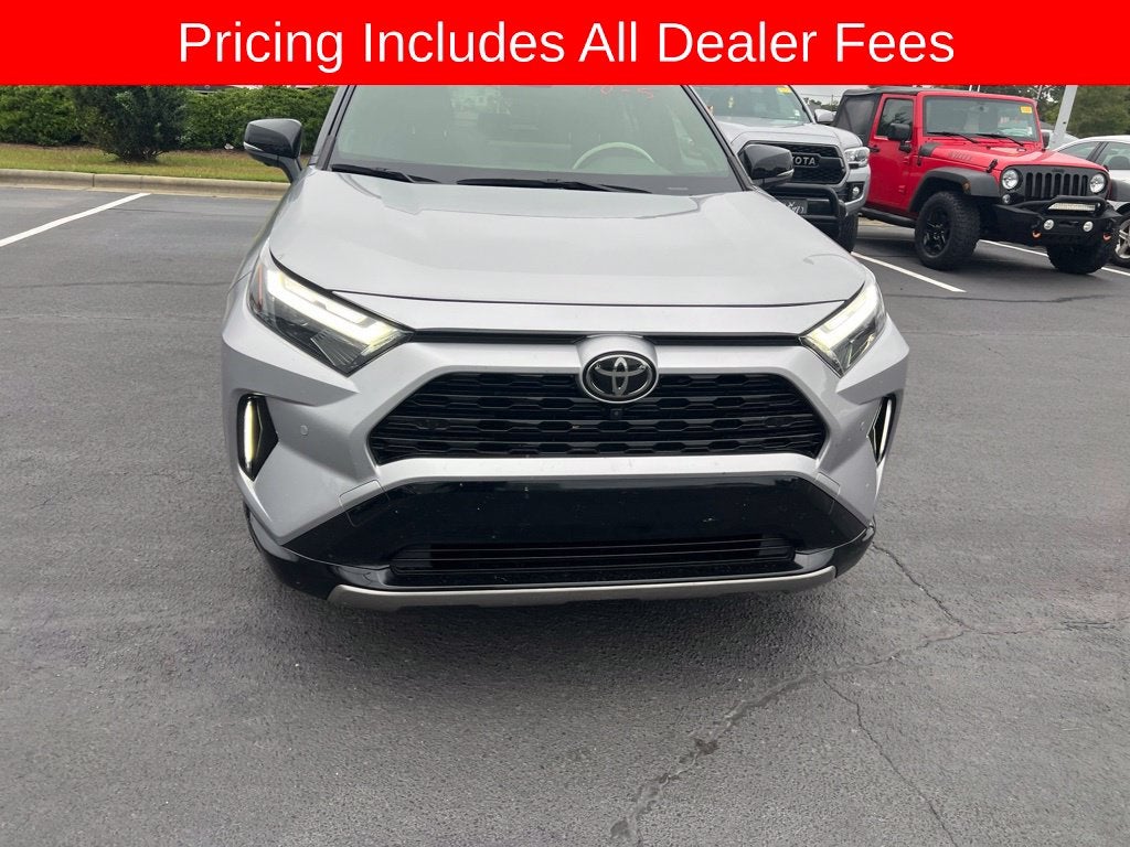 2025 Toyota RAV4 Hybrid XSE