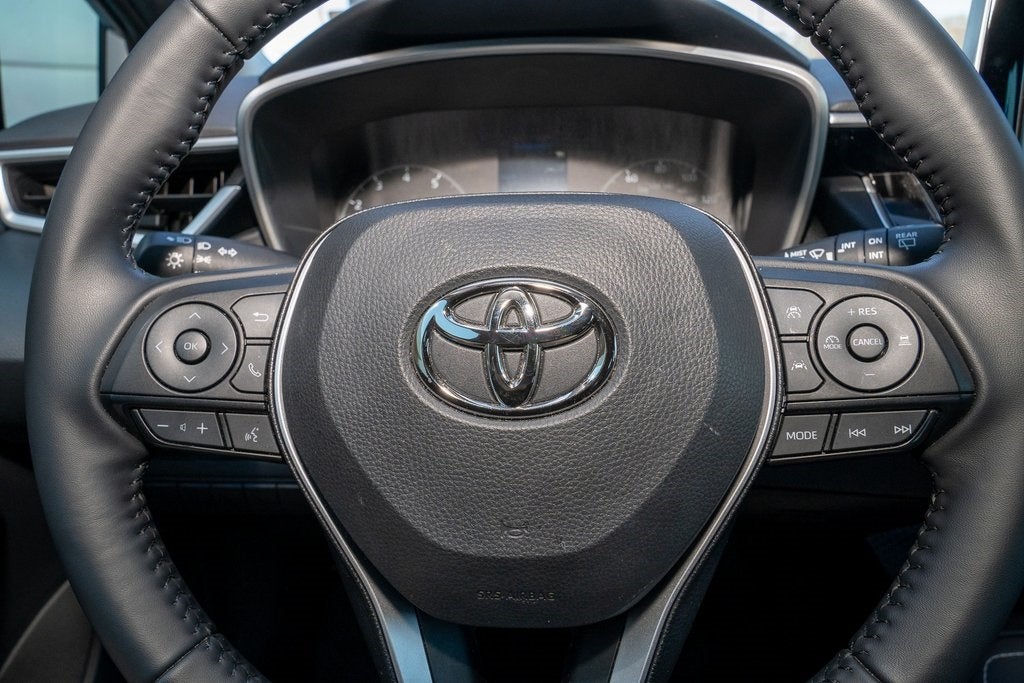 2025 Toyota Corolla Hatchback SE