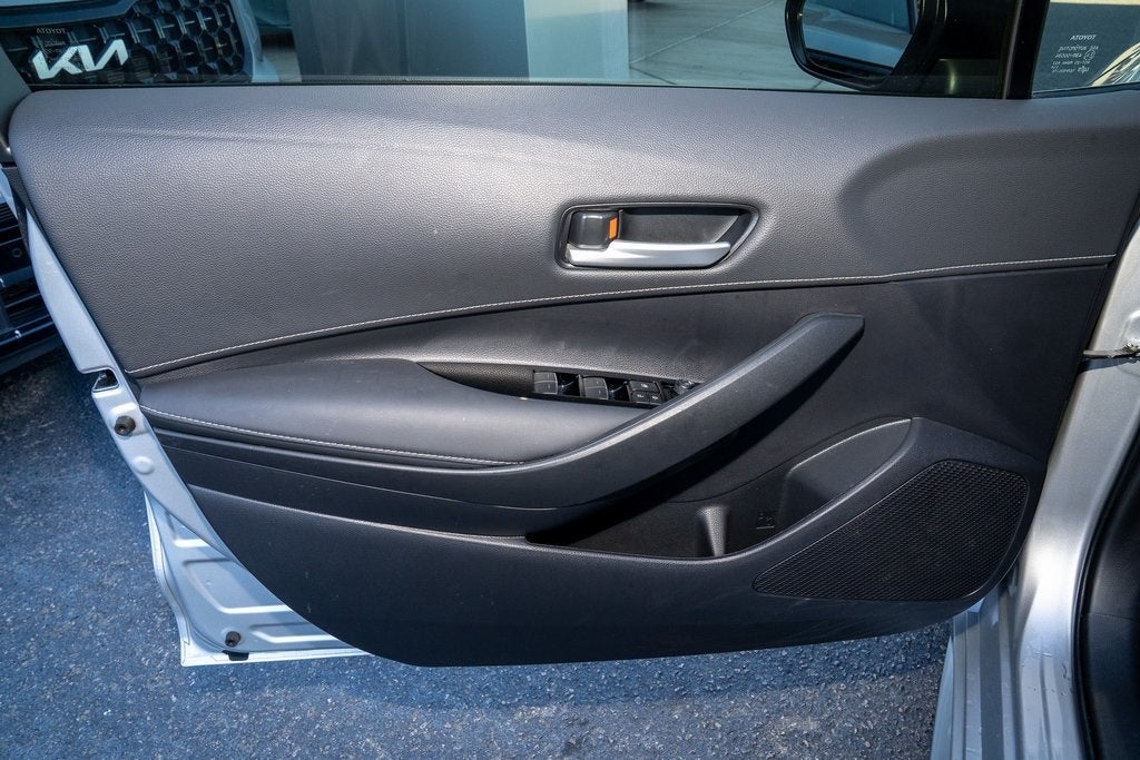 2025 Toyota Corolla Hatchback SE