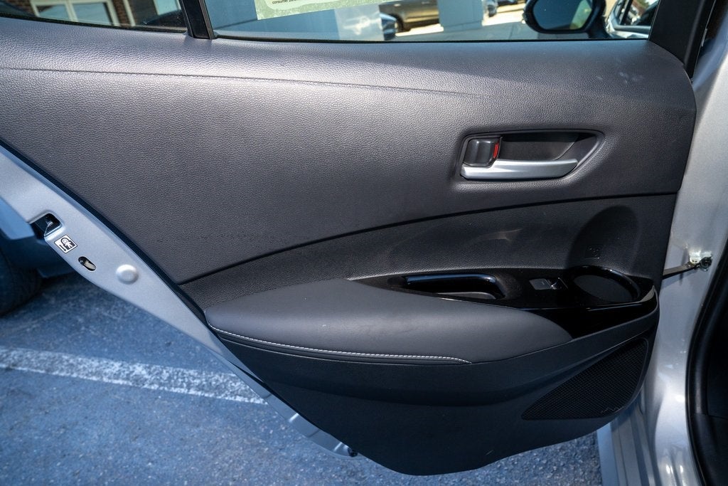 2025 Toyota Corolla Hatchback SE