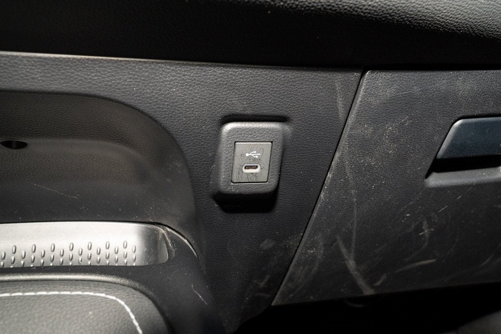 2025 Toyota Corolla Hatchback SE