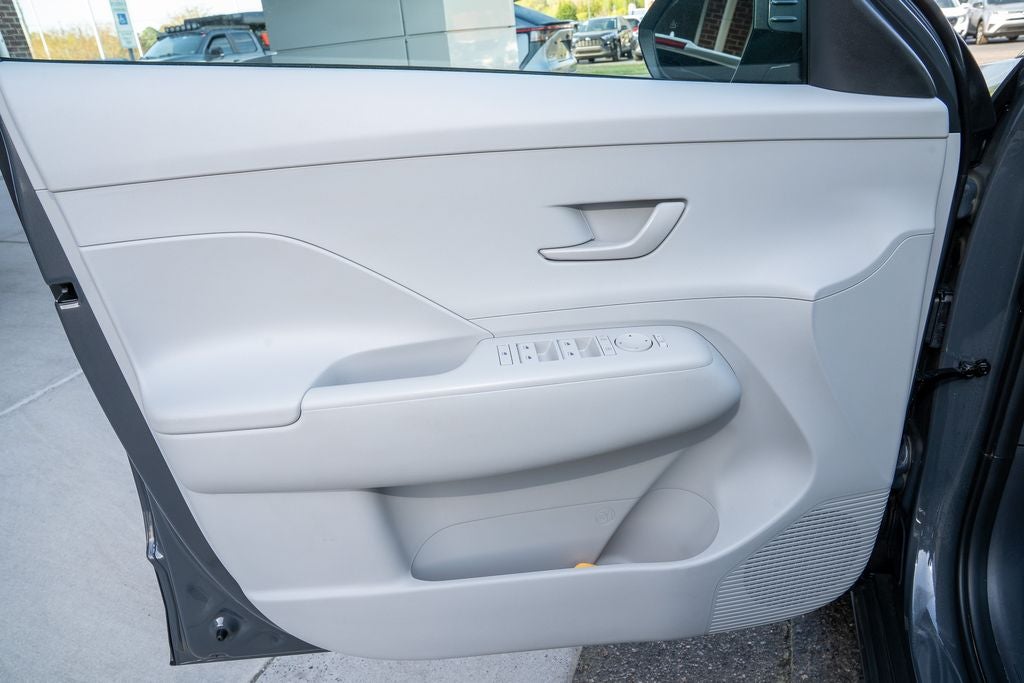 2025 Hyundai Kona SEL