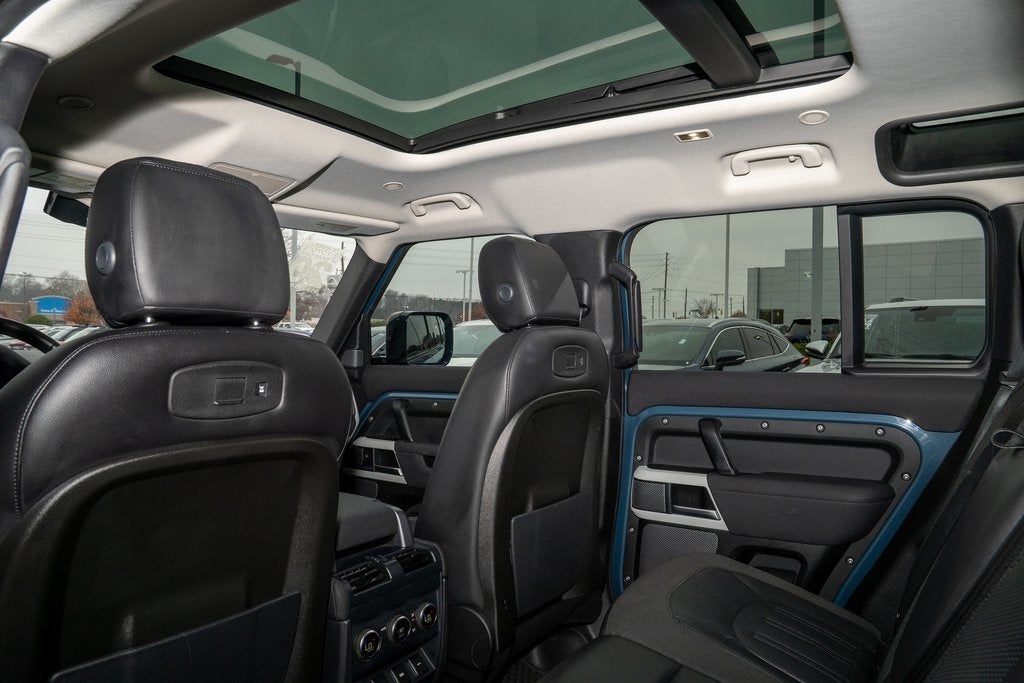 2020 Land Rover Defender 110 SE