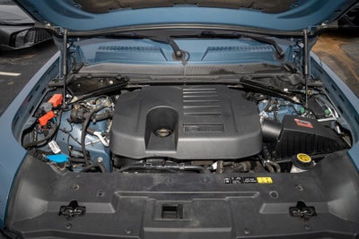 2020 Land Rover Defender 110 SE