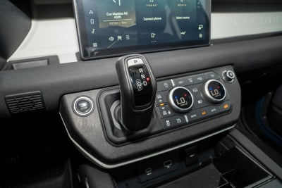 2020 Land Rover Defender 110 SE