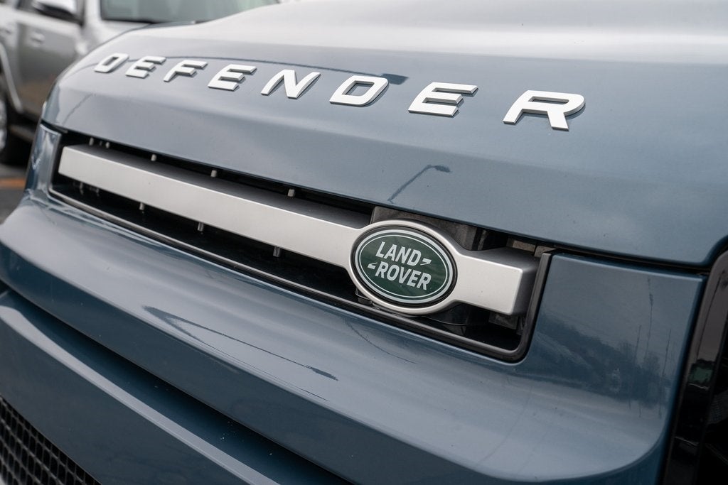 2020 Land Rover Defender 110 SE