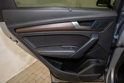 2023 Audi Q5 40 Prestige quattro