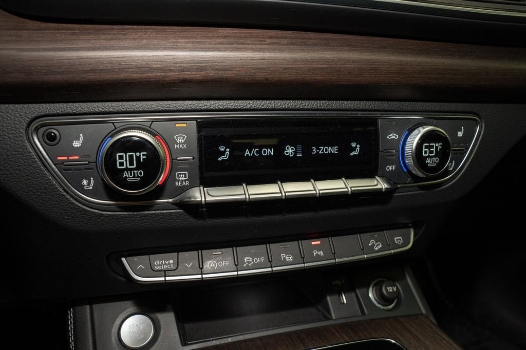 2023 Audi Q5 40 Prestige quattro