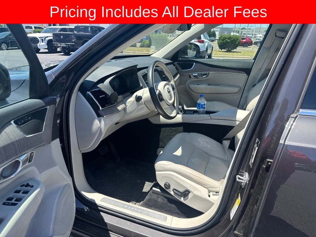 2024 Volvo XC90 B6 Plus Bright Theme