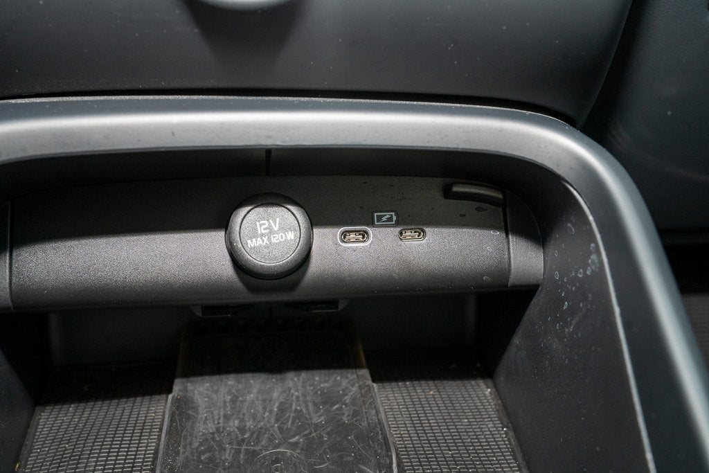 2023 Volvo XC40 Recharge Pure Electric Ultimate