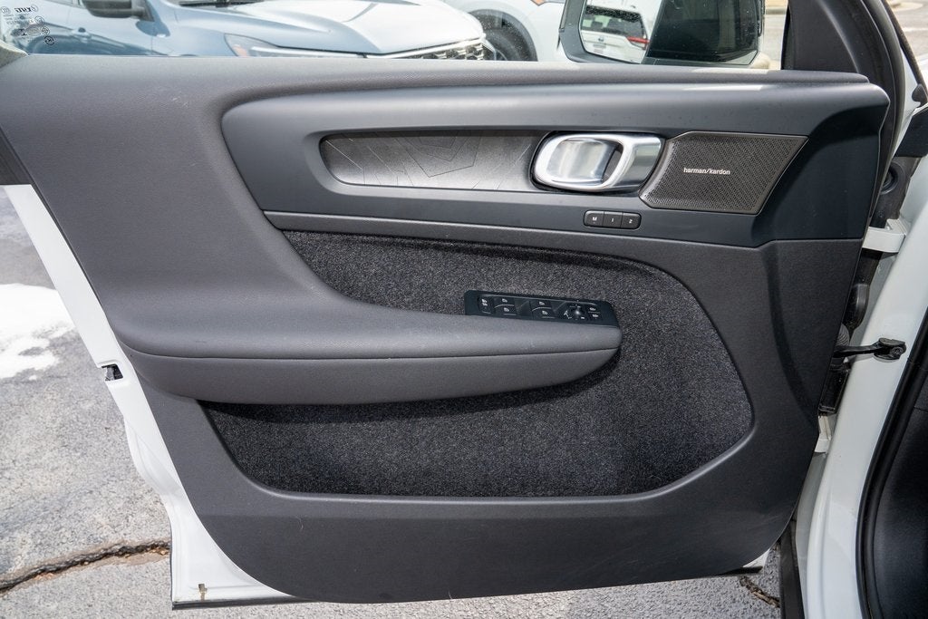 2023 Volvo XC40 Recharge Pure Electric Ultimate