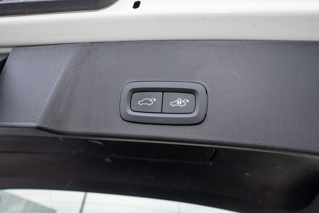 2023 Volvo XC40 Recharge Pure Electric Ultimate